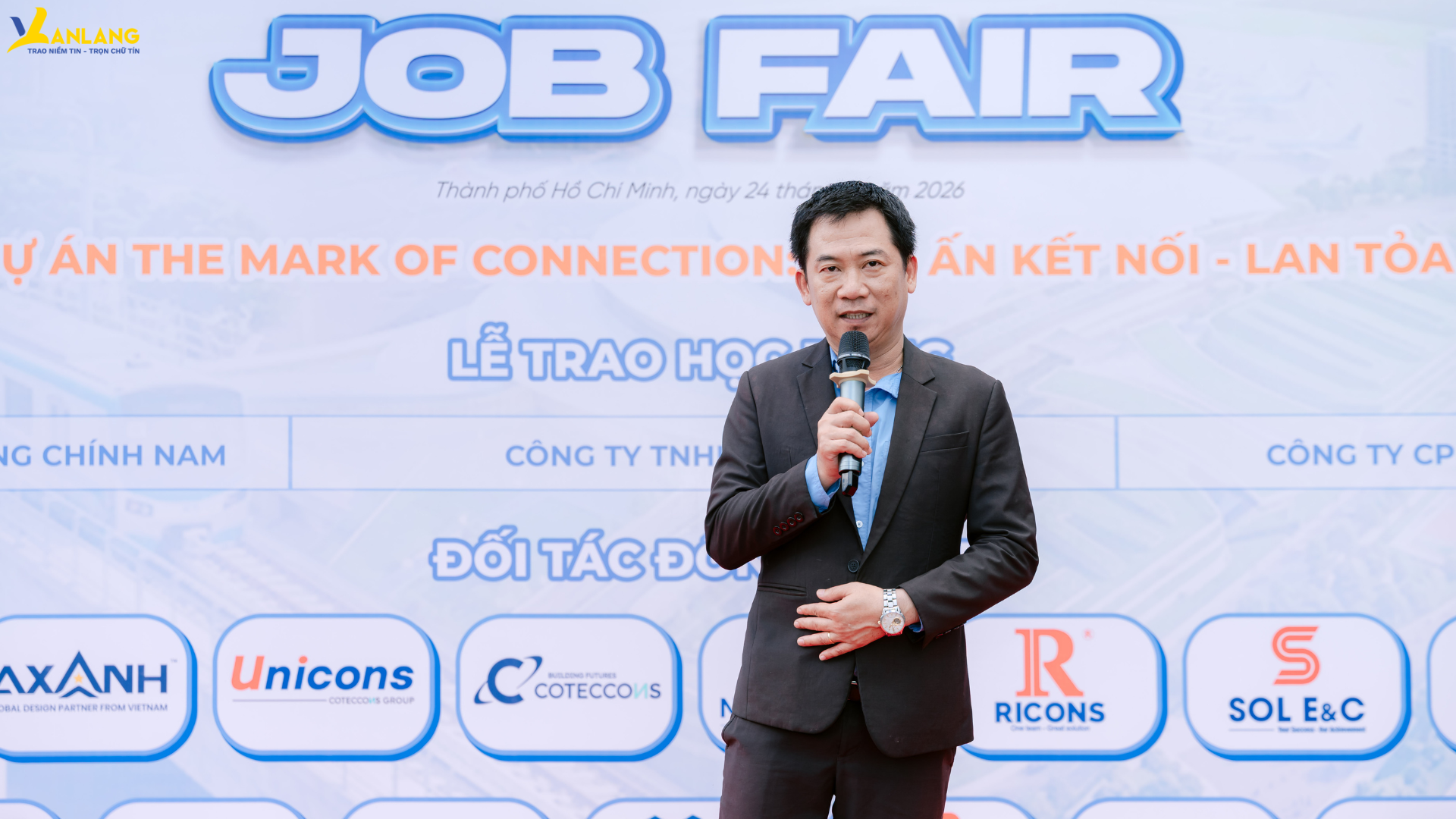 Tổng thầu Xây dựng Văn Lang mong muốn được đồng hành cùng những Kỹ sư trẻ ngay từ giai đoạn đầu tiên của nghề nghiệp.