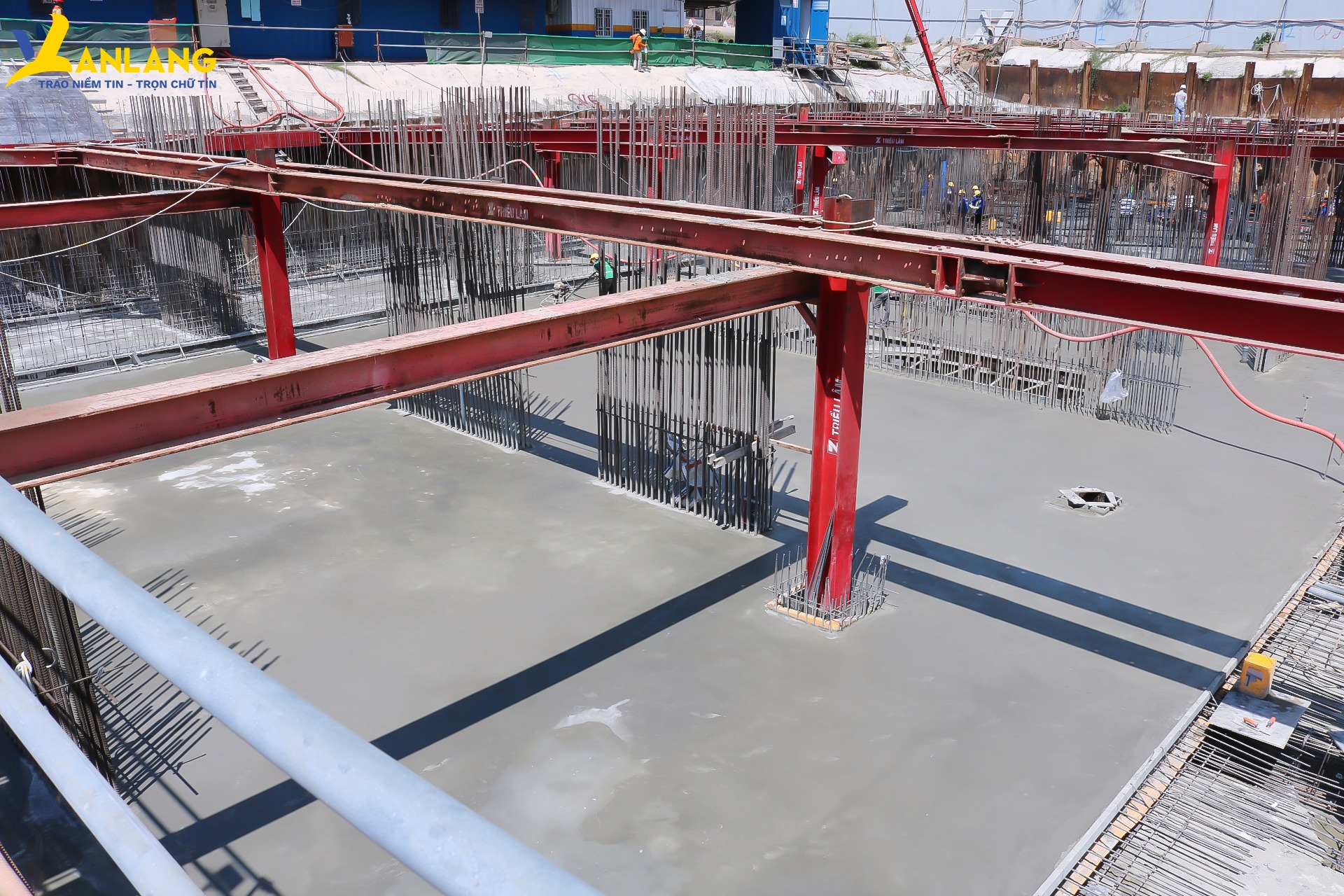 This concrete pour represents the second-largest volume since the project's construction began.