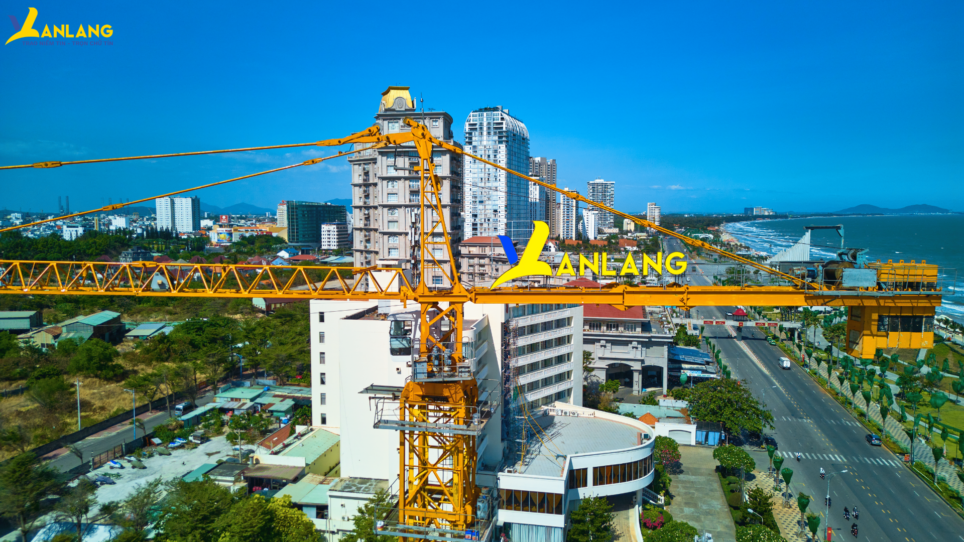 Mỗi công trình không chỉ là một dự án thi công, mà còn là niềm tin và tâm huyết mà Chủ đầu tư gửi gắm.