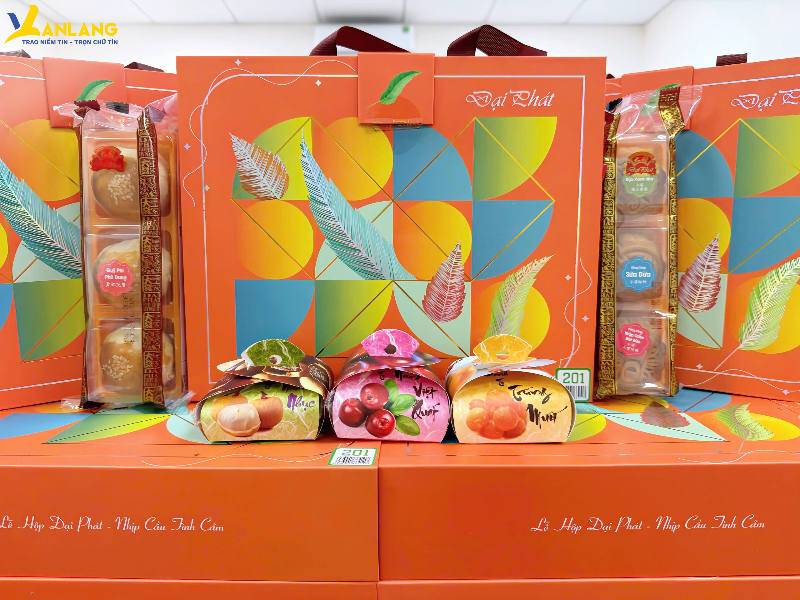 Mid-Autumn gifts – Shared with love